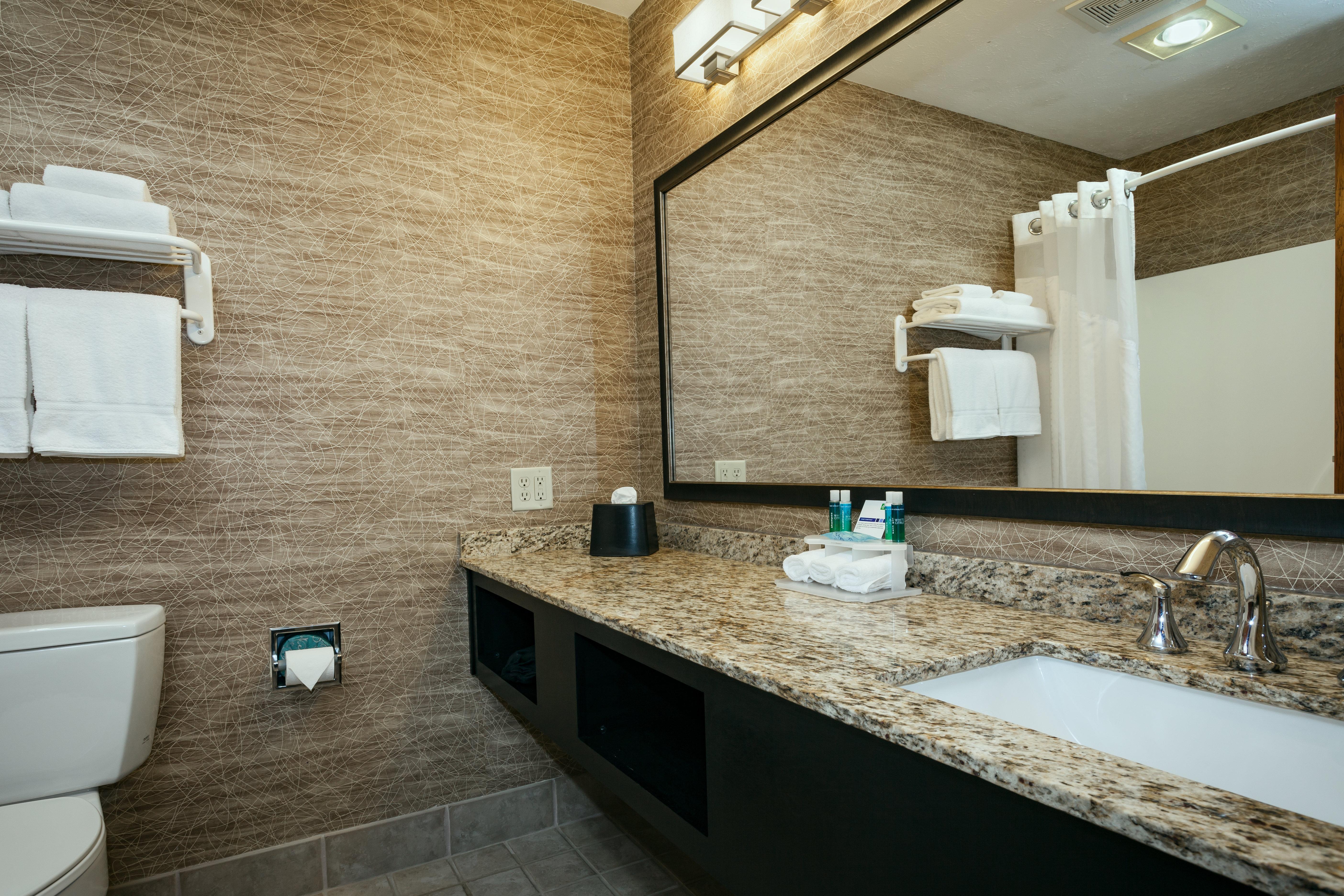 Wyndham Garden Anchorage Airport Otel Dış mekan fotoğraf