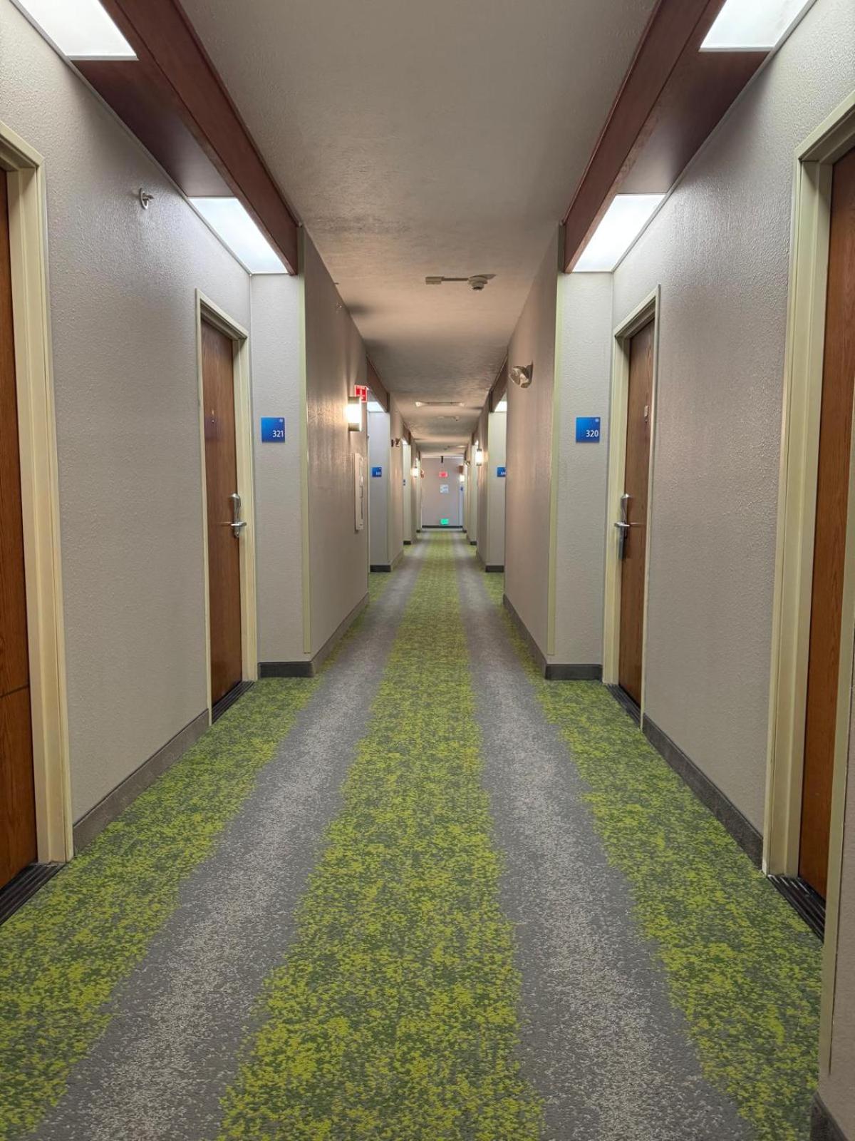 Wyndham Garden Anchorage Airport Otel Dış mekan fotoğraf